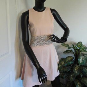 Dress, Twik, Médium